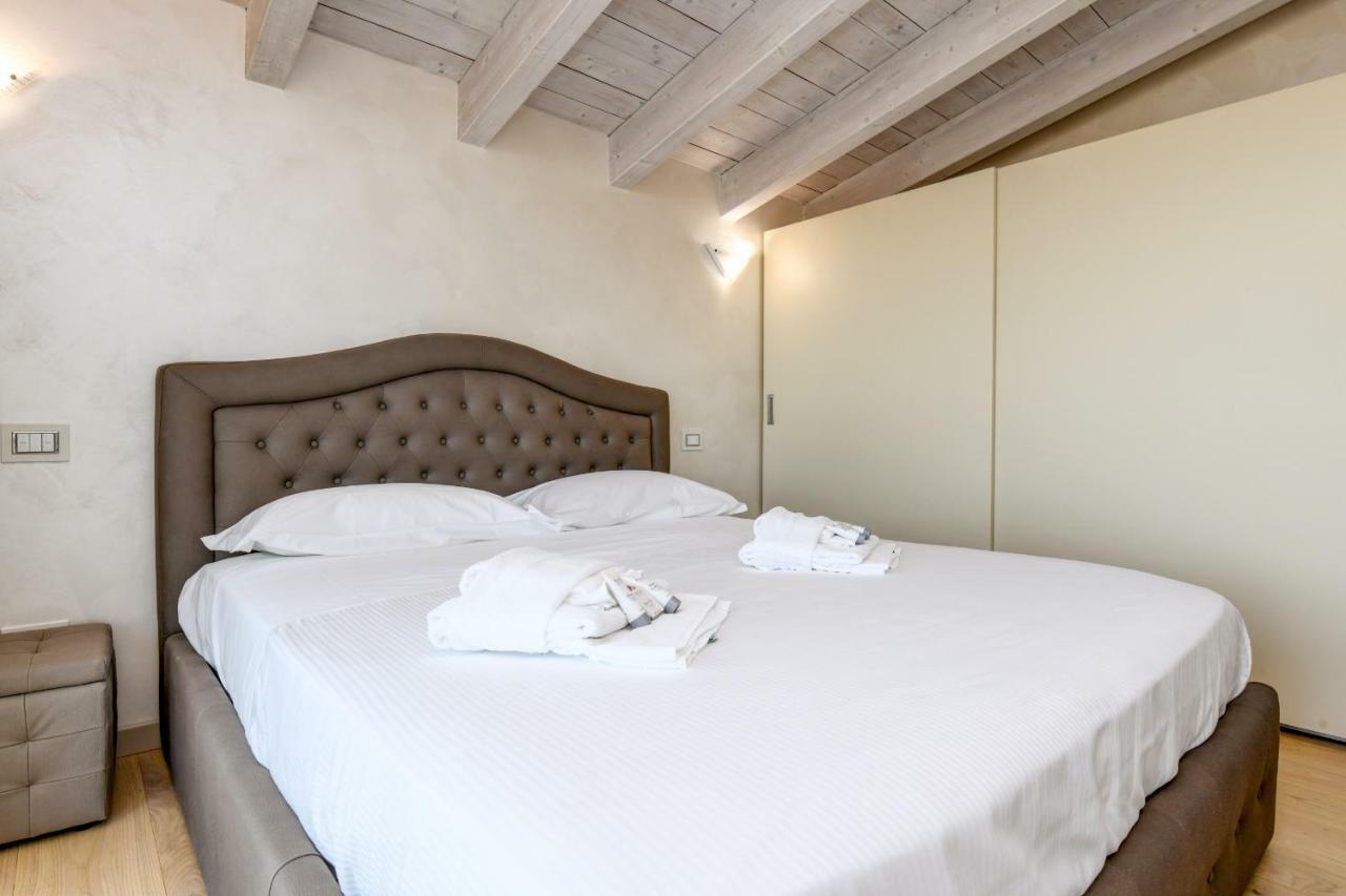 My Sirmione Lake Loft ภายนอก รูปภาพ